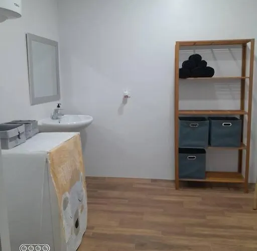 Nuevo Cerca De La Playa Y Del Centro *